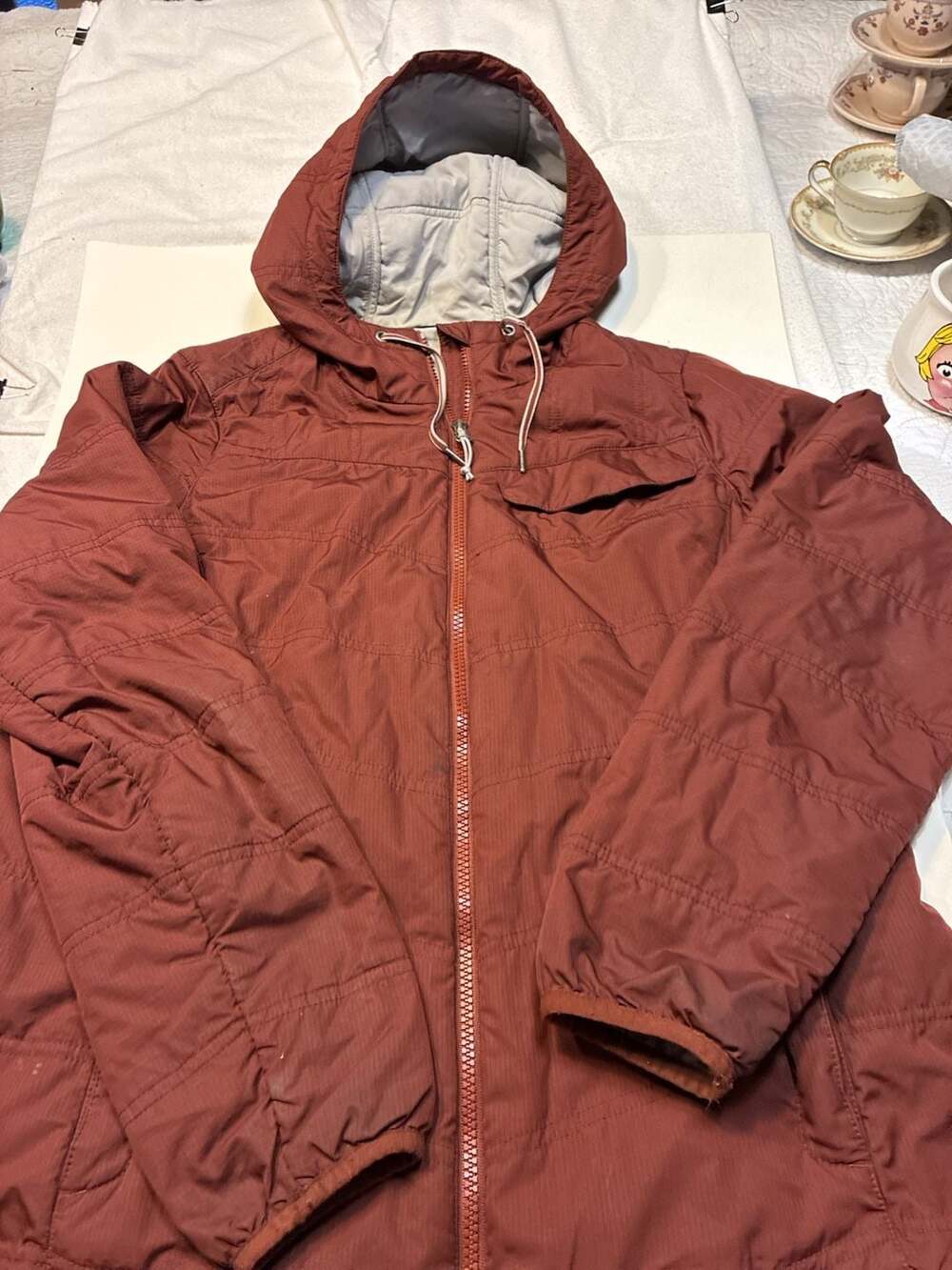 L.L. Bean Women's Insulated Hooded Quilted Jacket Maroon
